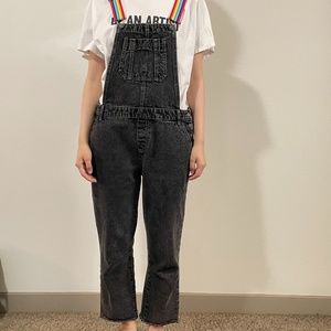 Rainbow shoulder straps overall